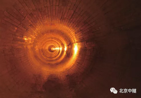 廣東(dōng)肇慶魚跳(tiào)水(shuǐ)電(diàn)站(zhàn)工(gōng)程導流洞