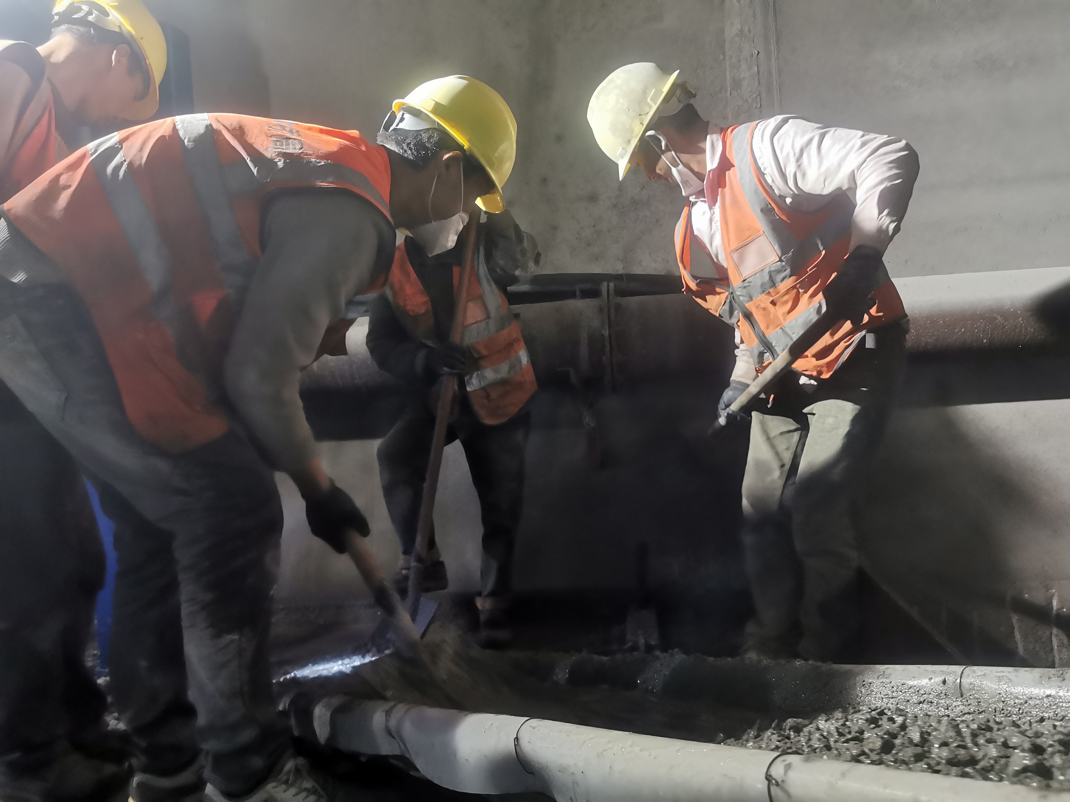 戰高(gāo)溫趕工(gōng)期  杭溫項目進入全面沖刺階段