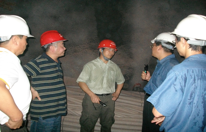 鐵(tiě)道(dào)部質量安全監督站(zhàn)成都(dōu)監督分(fēn)站(zhàn)檢查公司渝利項目兩工(gōng)點