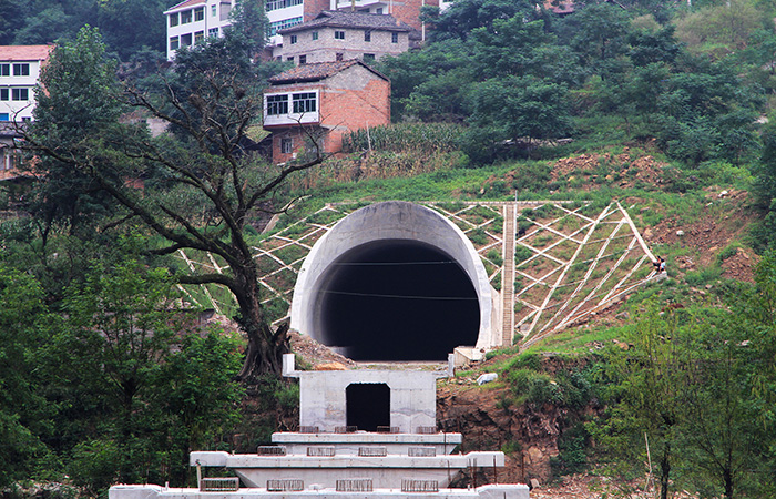 渝利項目施工(gōng)現(xiàn)場(chǎng)近(jìn)況—-廖家(jiā)壩隧道(dào)